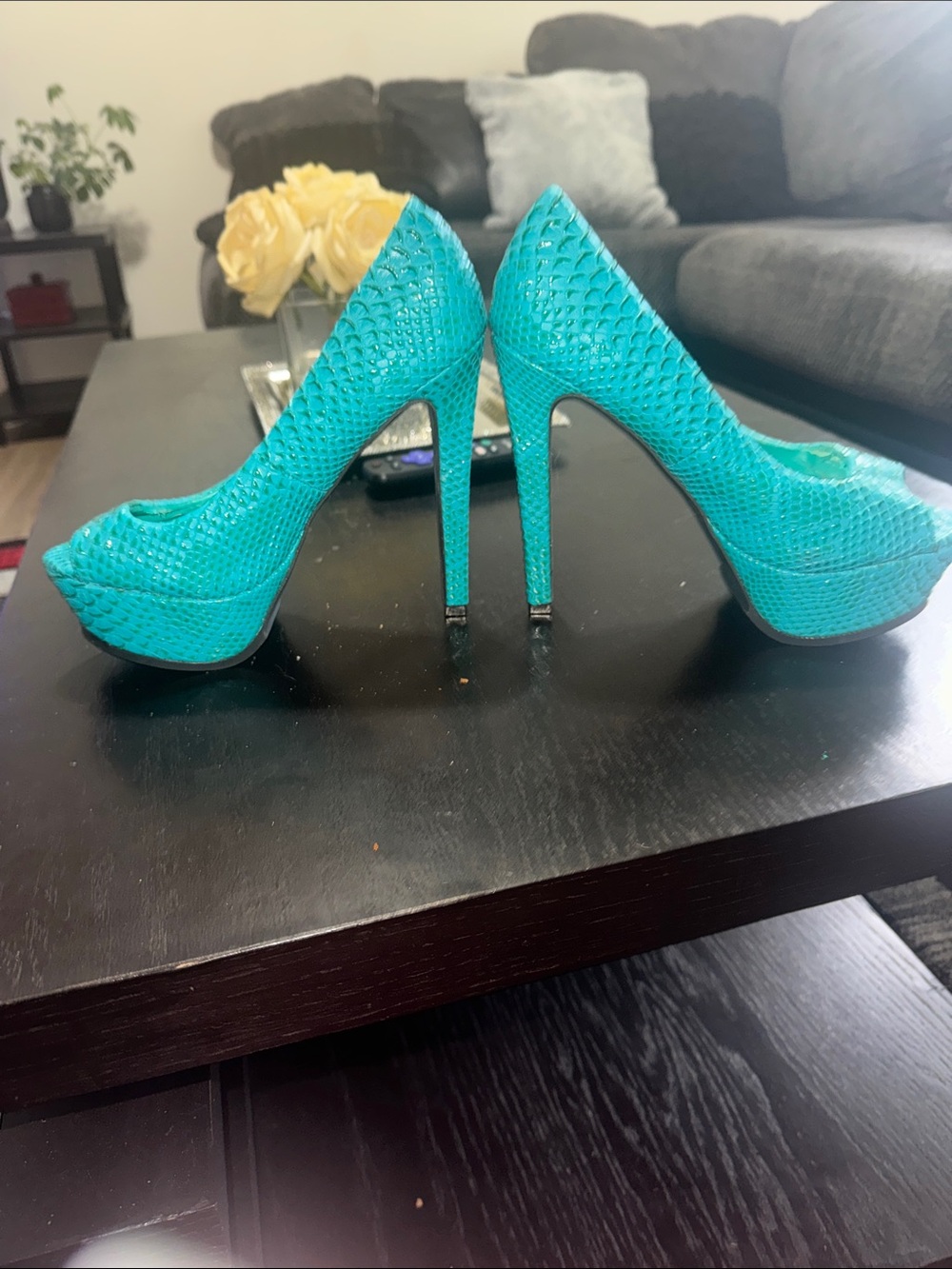 Charlotte Russe Teal Snake-Texture Platform Stilettos